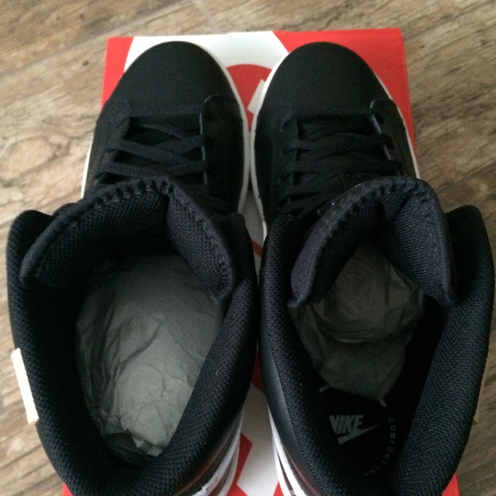 SOLD - NIKE Court Royale Mid 2 - MEN'S SIZE 9 - Picture 6 of 9